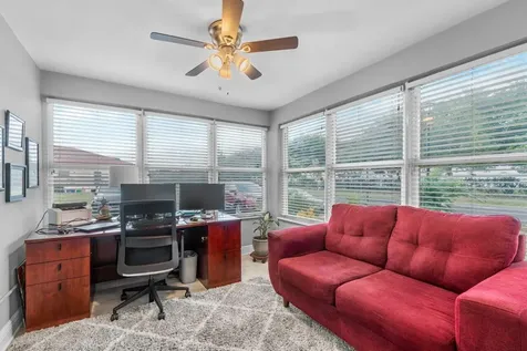 4935 Nw 2nd Street Delray Beach FL 33445