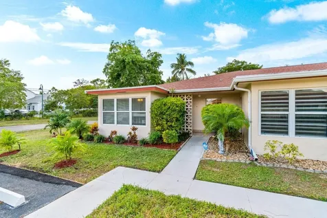 4935 Nw 2nd Street Delray Beach FL 33445
