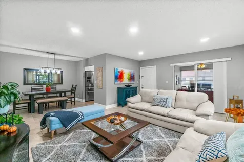 4935 Nw 2nd Street Delray Beach FL 33445