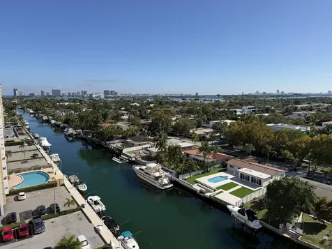 2000 NE 135th Street North Miami FL 33181