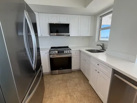 2000 NE 135th Street North Miami FL 33181