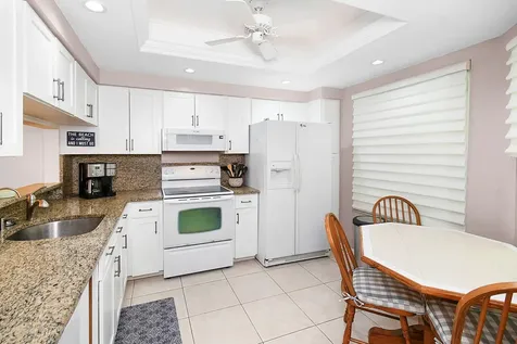 221 NE Plantation Road Stuart FL 34996