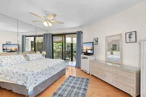 221 NE Plantation Road Stuart FL 34996