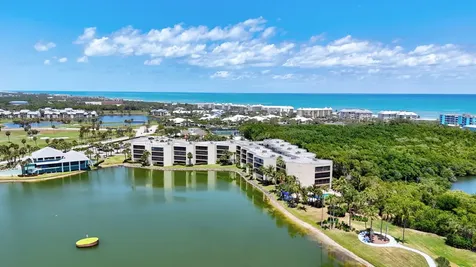 221 NE Plantation Road Stuart FL 34996