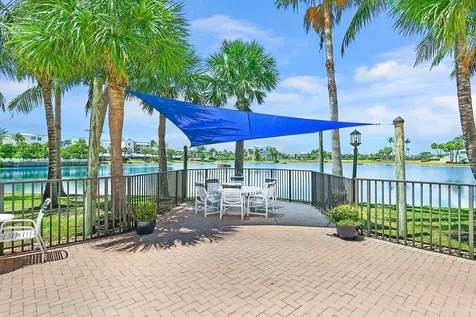 221 NE Plantation Road Stuart FL 34996