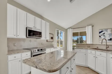 620 Sw Barbuda Bay Port Saint Lucie FL 34986