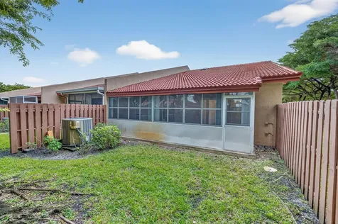 9910 Malvern Drive Tamarac FL 33321