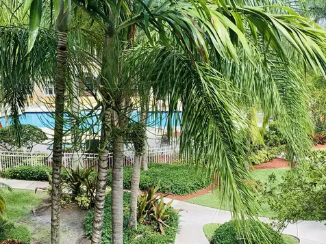 6521 Emerald Dunes Drive West Palm Beach FL 33411