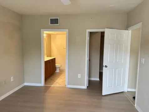 6521 Emerald Dunes Drive West Palm Beach FL 33411