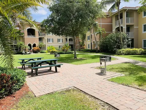6521 Emerald Dunes Drive West Palm Beach FL 33411