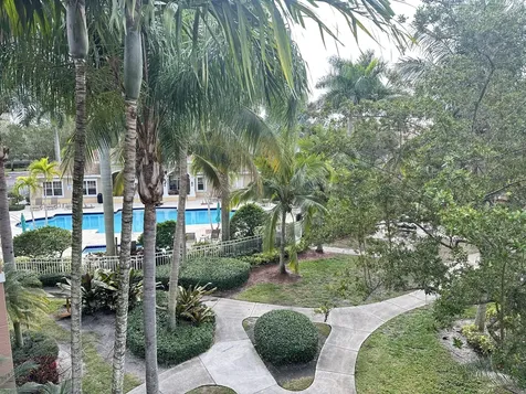 6521 Emerald Dunes Drive West Palm Beach FL 33411