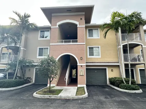 6521 Emerald Dunes Drive West Palm Beach FL 33411
