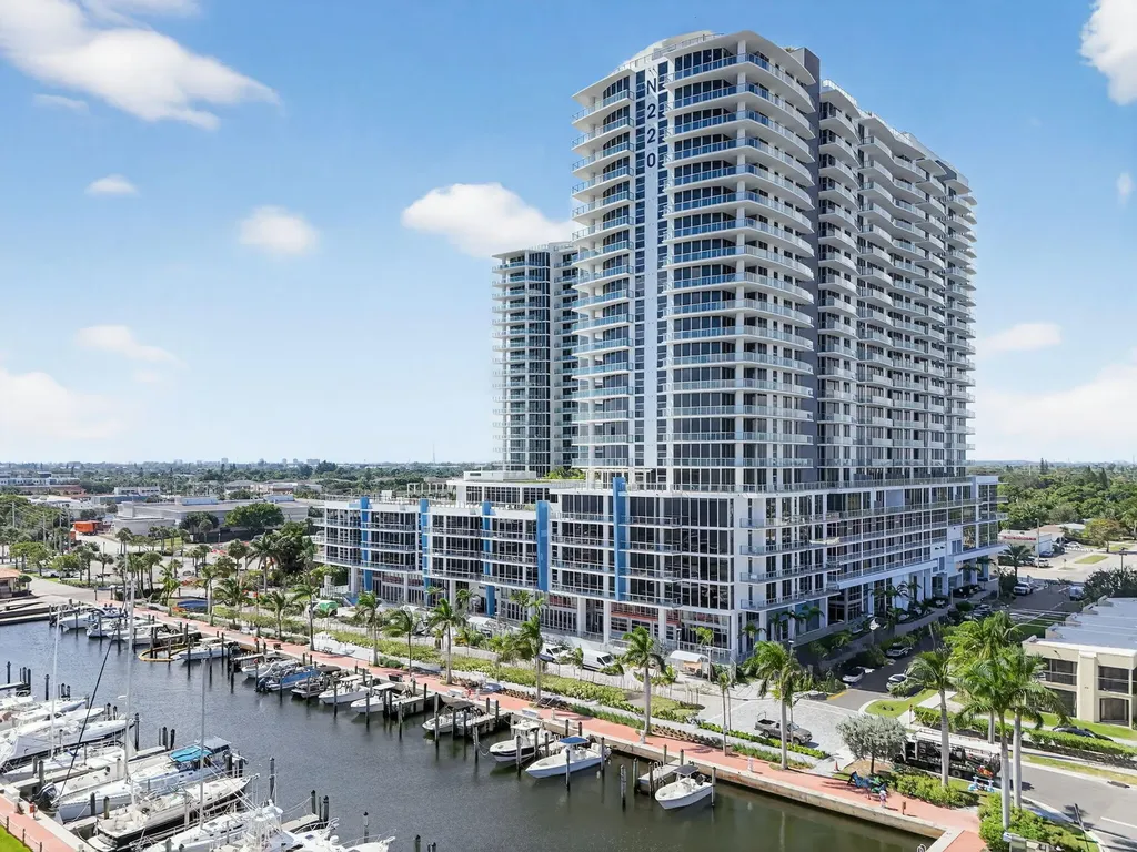 220 Lake Shore Drive Lake Park FL 33403