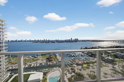 220 Lake Shore Drive Lake Park FL 33403