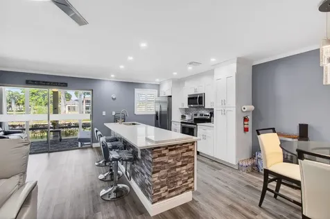 1320 High Point Place Delray Beach FL 33445