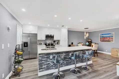 1320 High Point Place Delray Beach FL 33445
