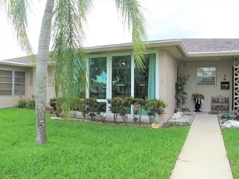 1320 High Point Place Delray Beach FL 33445