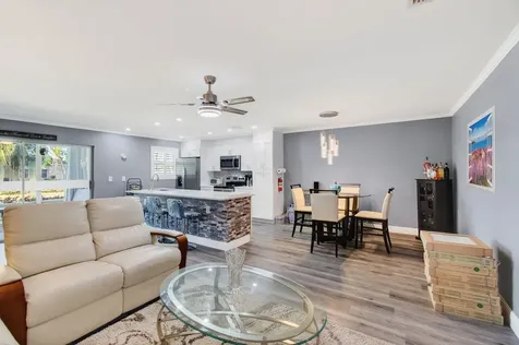 1320 High Point Place Delray Beach FL 33445