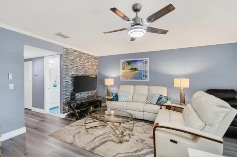 1320 High Point Place Delray Beach FL 33445