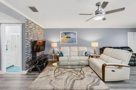 1320 High Point Place Delray Beach FL 33445