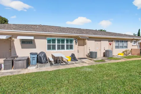 1320 High Point Place Delray Beach FL 33445