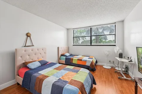 16251 Golf Club Road Weston FL 33326