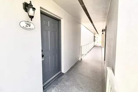 29 Burgundy A Delray Beach FL 33484