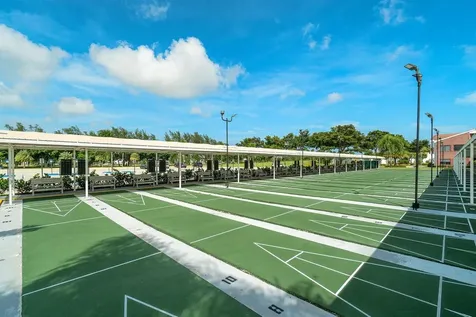 3024 Oakridge D Deerfield Beach FL 33442