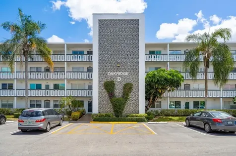3024 Oakridge D Deerfield Beach FL 33442