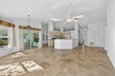 184 Sw Uneeda Place Port Saint Lucie FL 34953