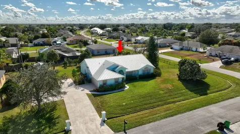 184 Sw Uneeda Place Port Saint Lucie FL 34953
