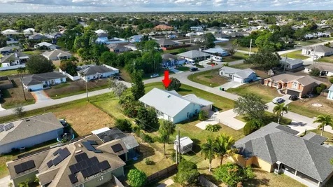 184 Sw Uneeda Place Port Saint Lucie FL 34953