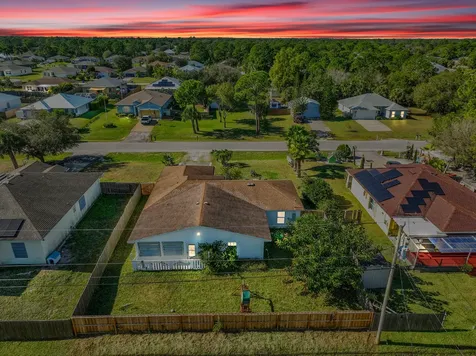 7856 101st Avenue Vero Beach FL 32967