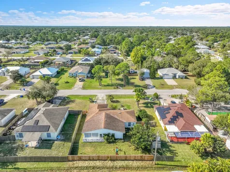 7856 101st Avenue Vero Beach FL 32967