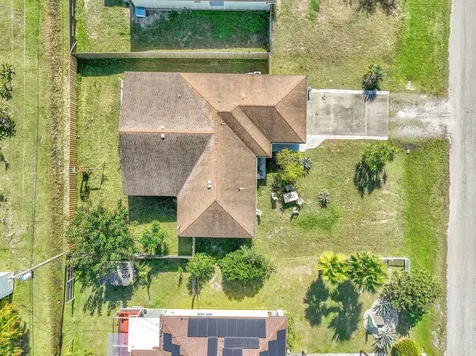 7856 101st Avenue Vero Beach FL 32967