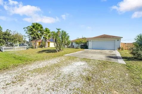 7856 101st Avenue Vero Beach FL 32967