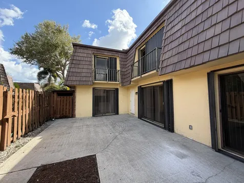 731 Springdale Circle Palm Springs FL 33461