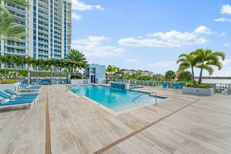 1 Water Club Way North Palm Beach FL 33408