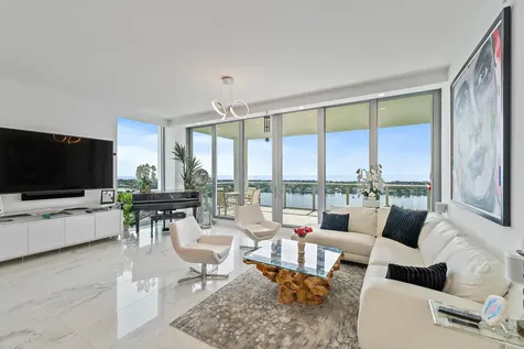 1 Water Club Way North Palm Beach FL 33408