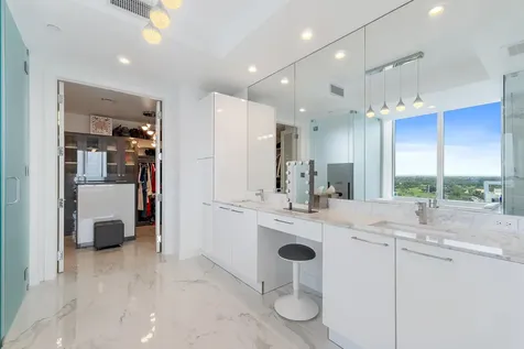 1 Water Club Way North Palm Beach FL 33408