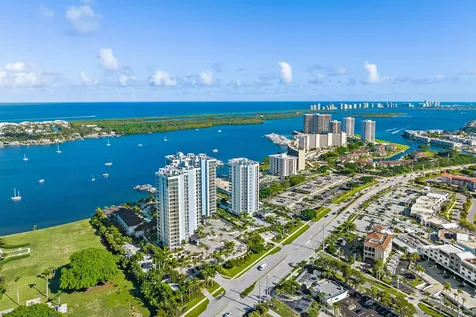 1 Water Club Way North Palm Beach FL 33408