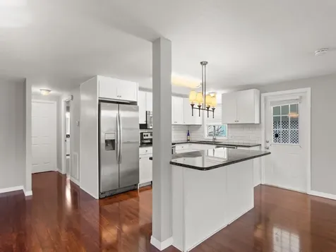 395 Ne Jade Circle Jensen Beach FL 34957