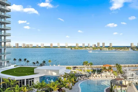 220 Lake Shore Drive Lake Park FL 33403