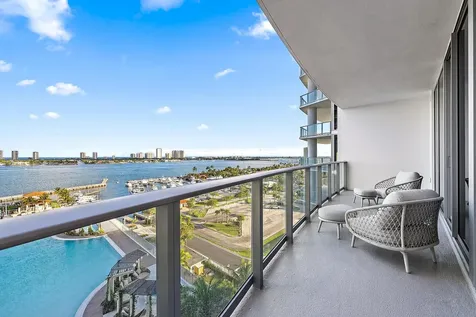 220 Lake Shore Drive Lake Park FL 33403