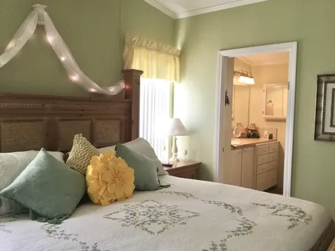 11 Se Hidalgo Lane Port Saint Lucie FL 34952