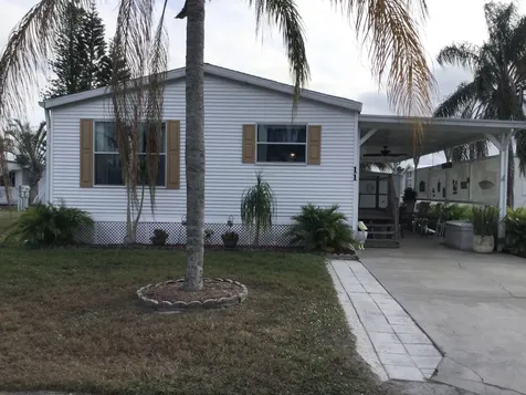 11 Se Hidalgo Lane Port Saint Lucie FL 34952