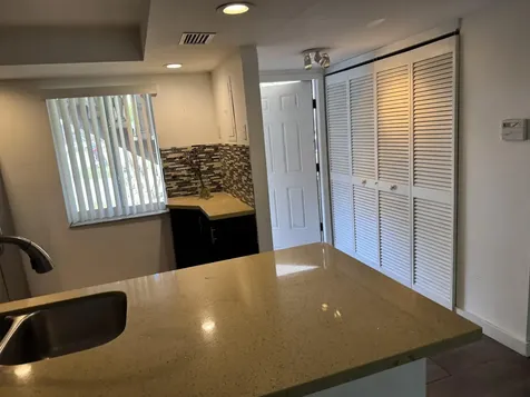 9220 Sw 3rd Street Boca Raton FL 33428