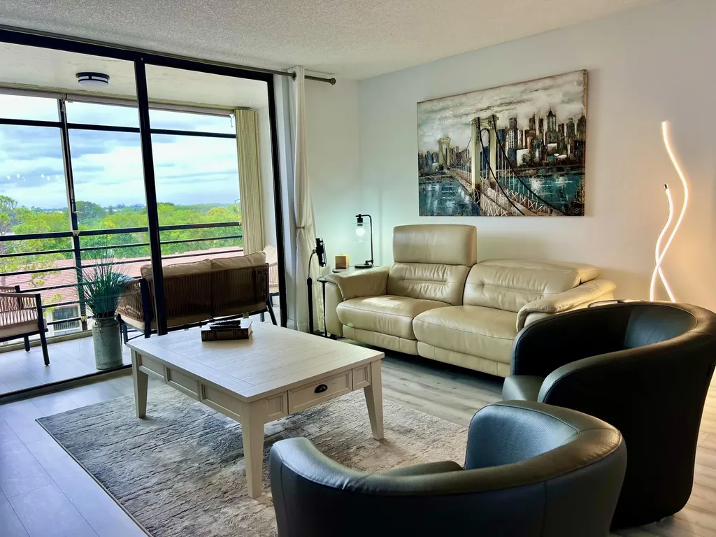 7770 Tahiti Lane Lake Worth FL 33467