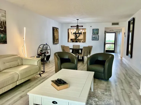 7770 Tahiti Lane Lake Worth FL 33467