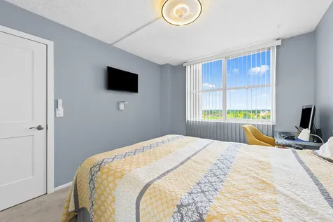 2000 S Ocean Boulevard Lauderdale By The Sea FL 33062